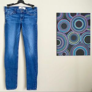 📉 Hollister Low-Rise Skinny Jeans
